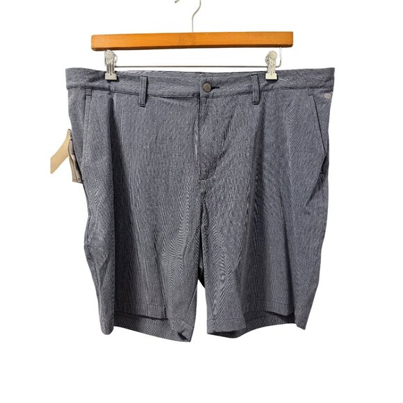 Adidas Mens Crosshatch Golf Shorts 40 Collegiate Navy/White Shorts. NWT - Picture 1 of 11